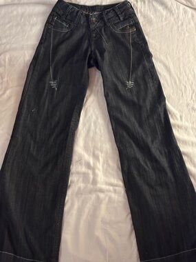 Low waisted Apple Bottoms Women's Blue Flare Jeans